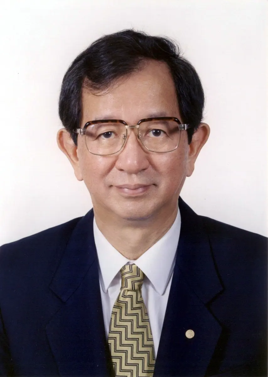 Yuan T. Lee