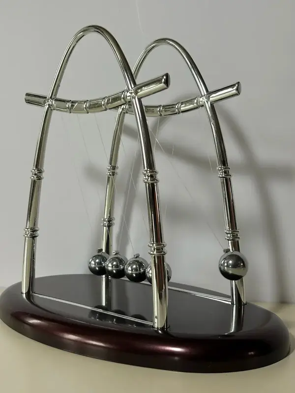 Newton’s Cradle photo 3